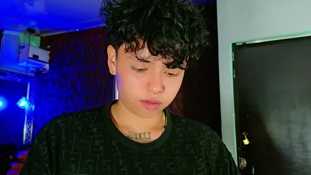 lunabustygirl online show from 02-14-26, 10:10