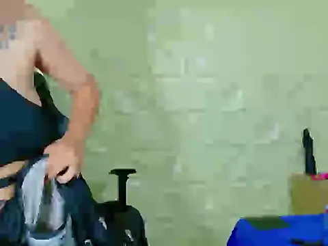 lunabustygirl online show from 02-26-26, 03:01