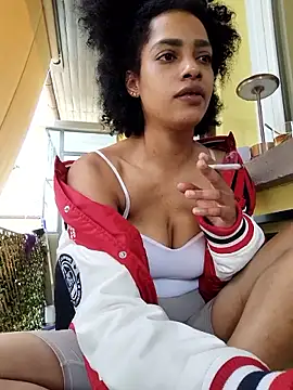 Snapshot of chanell95 chatting on 04-18-26, 12:18 chanell95 online show from 04-18-26, 12:18