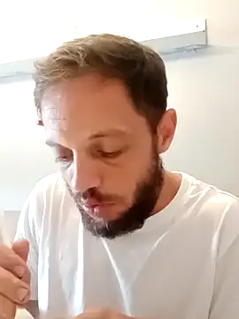 Snapshot of pollamss chatting on 11-14-25, 03:05 pollamss online show from 11-14-25, 03:05