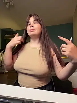 Snapshot of Venus_Delmonico chatting on 11-14-25, 06:55 Venus Delmonico online show from 11-14-25, 06:55