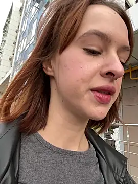 hani obsessed online show from 12-04-25, 09:30