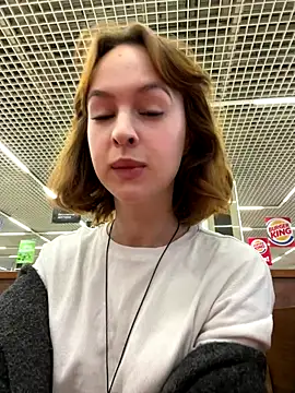 hani obsessed online show from 12-01-25, 07:42