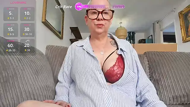Snapshot of missyb_x chatting on 05-24-26, 08:25 missyb x online show from 05-24-26, 08:25