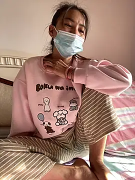 Snapshot of pitty_mymi chatting on 04-17-26, 12:46 pitty mymi online show from 04-17-26, 12:46