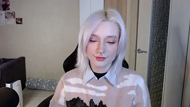 SophiaLur online show from 12-02-25, 02:52