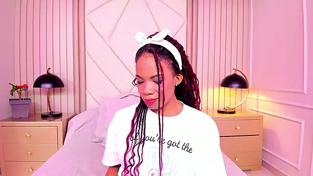 LailaDavidson online show from 04-12-26, 12:41