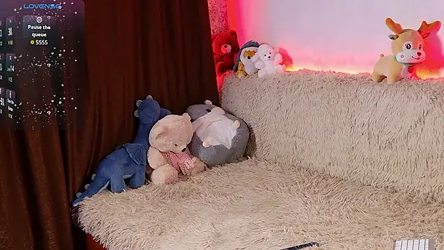 Snapshot of hottest_tits chatting on 02-08-26, 07:11 hottest tits online show from 02-08-26, 07:11