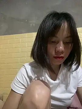 Snapshot of Trangbabylove chatting on 04-10-26, 01:18 Trangbabylove online show from 04-10-26, 01:18