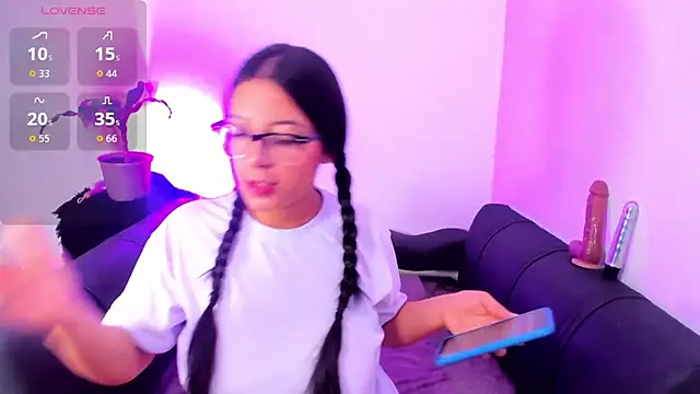 evelisse  online show from 01-08-26, 03:56