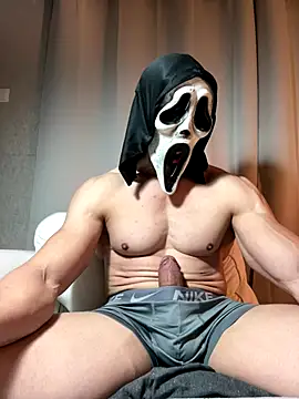Luna MaskedMan online show from 12-15-25, 03:01