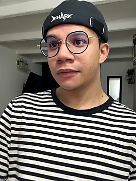 Snapshot of MarcoKostov chatting on 11-16-25, 03:44 MarcoKostov online show from 11-16-25, 03:44