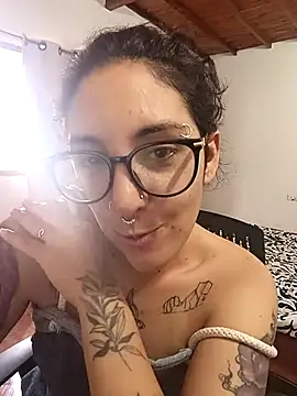 Melinerd online show from 11-21-25, 05:56