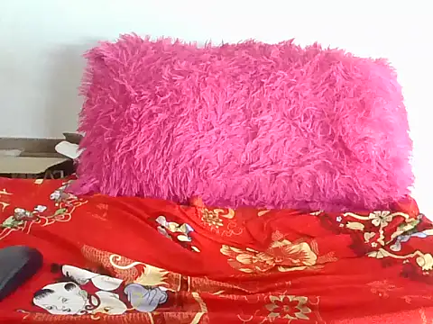 Snapshot of Naughtybadgal chatting on 04-26-26, 08:33 Naughtybadgal online show from 04-26-26, 08:33