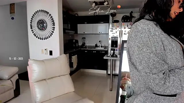 Snapshot of sofiasexhot chatting on 03-15-25, 07:59 sofiasexhot online show from 03-15-25, 07:59