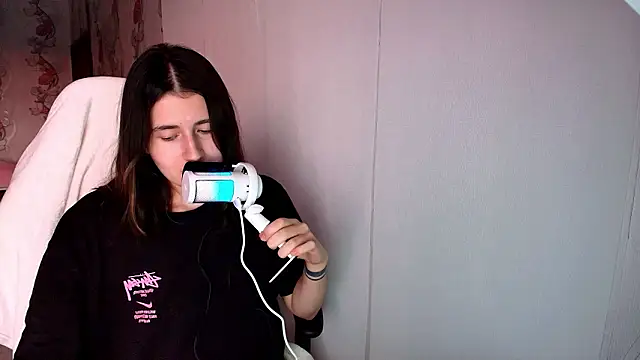 KristinaScott online show from 01-17-26, 01:47