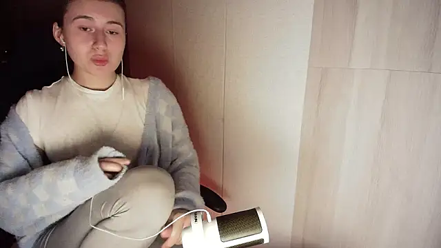 KristinaScott online show from 03-10-26, 08:13