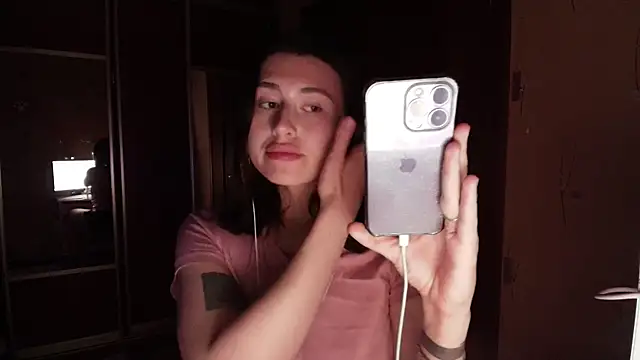 KristinaScott online show from 03-31-26, 05:04