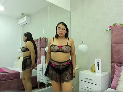 SalomeLee online show from 07-21-26, 11:22