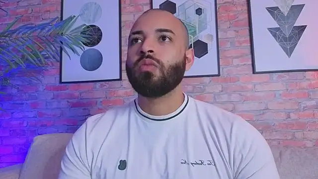 Chris Varden online show from 04-14-26, 07:19