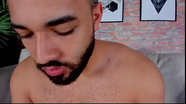 Chris Varden online show from 02-12-26, 05:56