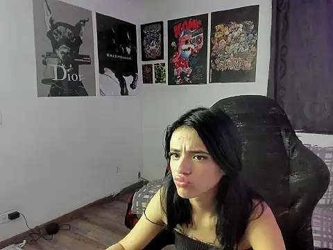 Candy  Girll18 online show from 02-18-26, 01:03