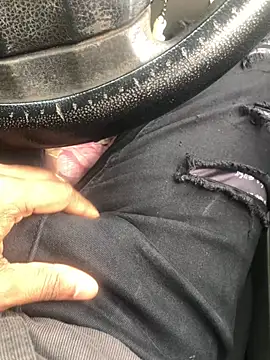 Snapshot of dreamframe chatting on 02-13-26, 09:42 dreamframe online show from 02-13-26, 09:42