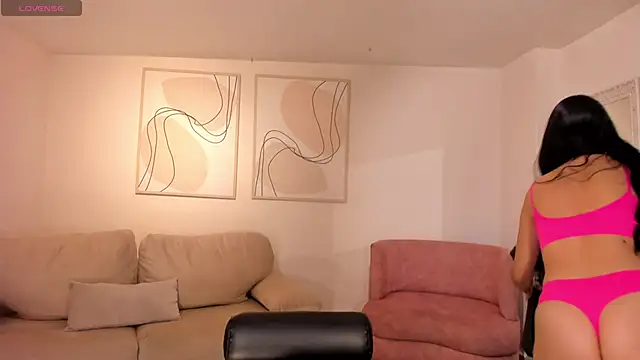 HaileyRoss  online show from 04-12-26, 09:56