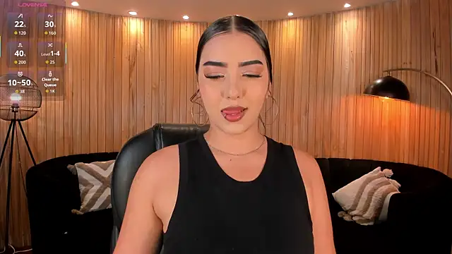 Snapshot of SophieLanne chatting on 07-20-26, 02:08 SophieLanne online show from 07-20-26, 02:08