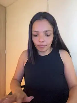 Snapshot of LaraDanverss chatting on 05-12-26, 09:10 LaraDanverss online show from 05-12-26, 09:10