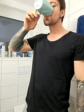 Mystery Mark online show from 03-10-26, 07:51