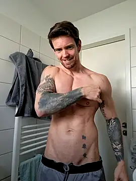 Mystery Mark online show from 03-07-26, 01:38