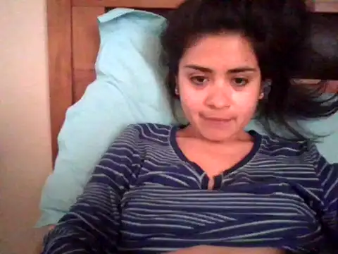 Snapshot of SweetFit chatting on 11-15-25, 01:59 SweetFit online show from 11-15-25, 01:59