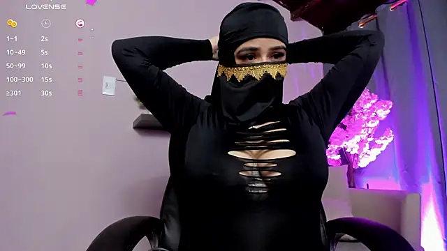Snapshot of basmah_ chatting on 07-22-26, 12:40 basmah online show from 07-22-26, 12:40
