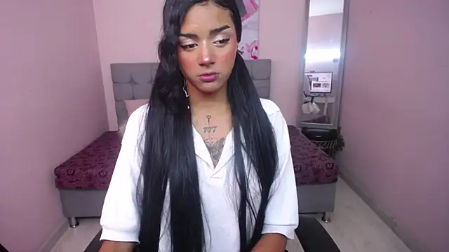 Milu carbajal x online show from 11-24-25, 08:42