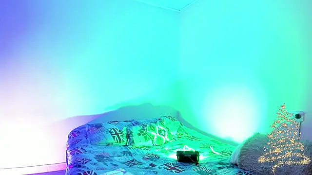 soy-anny1 online show from 12-21-25, 03:41