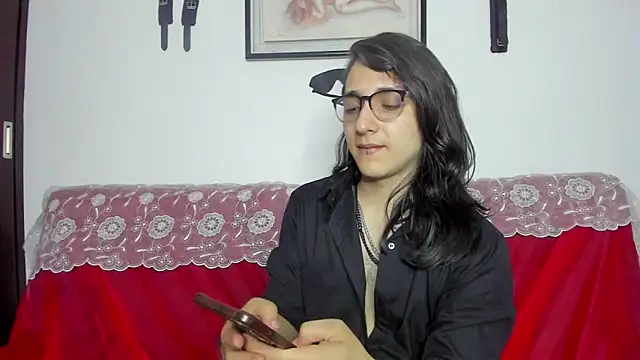 Amoneth Xx online show from 11-19-25, 08:14