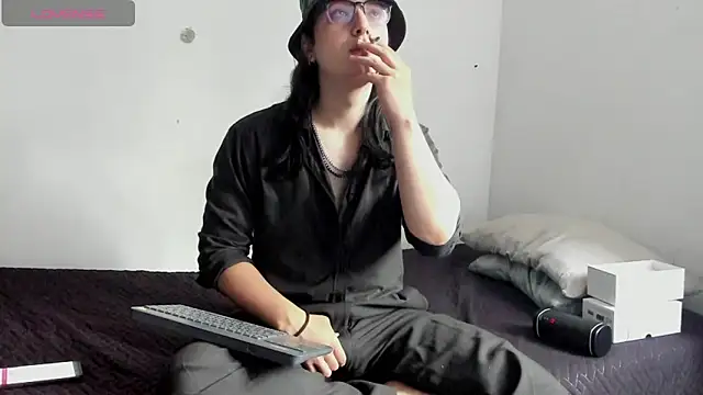 Amoneth Xx online show from 01-14-26, 08:01