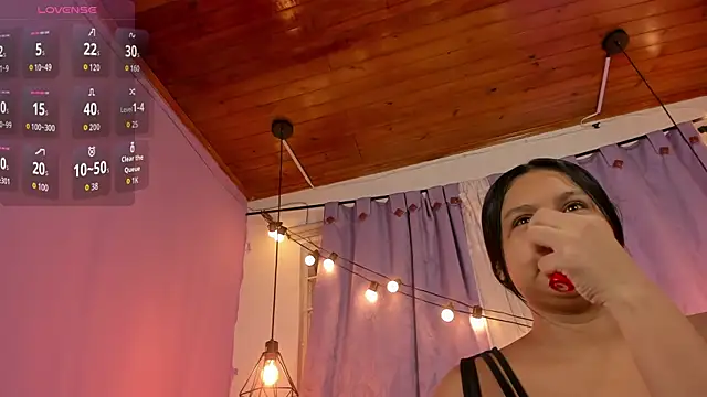 Snapshot of paula_desire chatting on 11-30-25, 07:58 paula desire online show from 11-30-25, 07:58