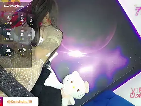 KMichelle1 online show from 02-12-26, 02:11