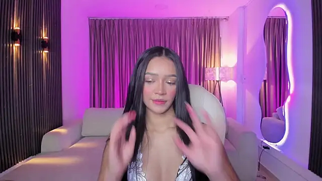 Snapshot of kylie_collins chatting on 05-02-26, 03:23 kylie collins online show from 05-02-26, 03:23