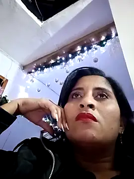 CarolinaNavas33 online show from 11-29-25, 02:01