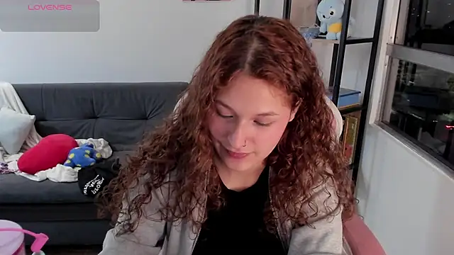 iam Nikki online show from 04-15-26, 02:39