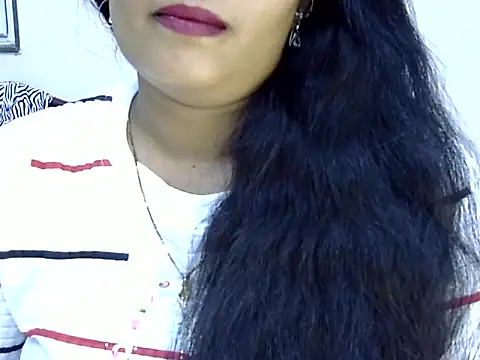 Muskan Jha online show from 04-15-26, 02:43