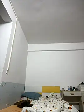 yiyi0316 online show from 12-05-25, 05:33