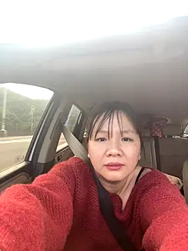 yiyi0316 online show from 11-24-25, 02:22