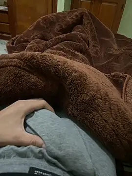 yassssst online show from 11-28-25, 07:03