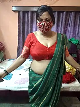 Snapshot of Cute-richa1 chatting on 01-14-26, 08:51 Cute-richa1 online show from 01-14-26, 08:51