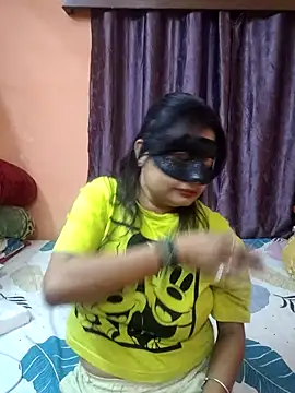 Snapshot of Cute-richa1 chatting on 01-09-26, 01:40 Cute-richa1 online show from 01-09-26, 01:40