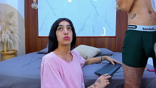 Snapshot of Loversinfire2 chatting on 02-02-26, 09:58 Loversinfire2 online show from 02-02-26, 09:58